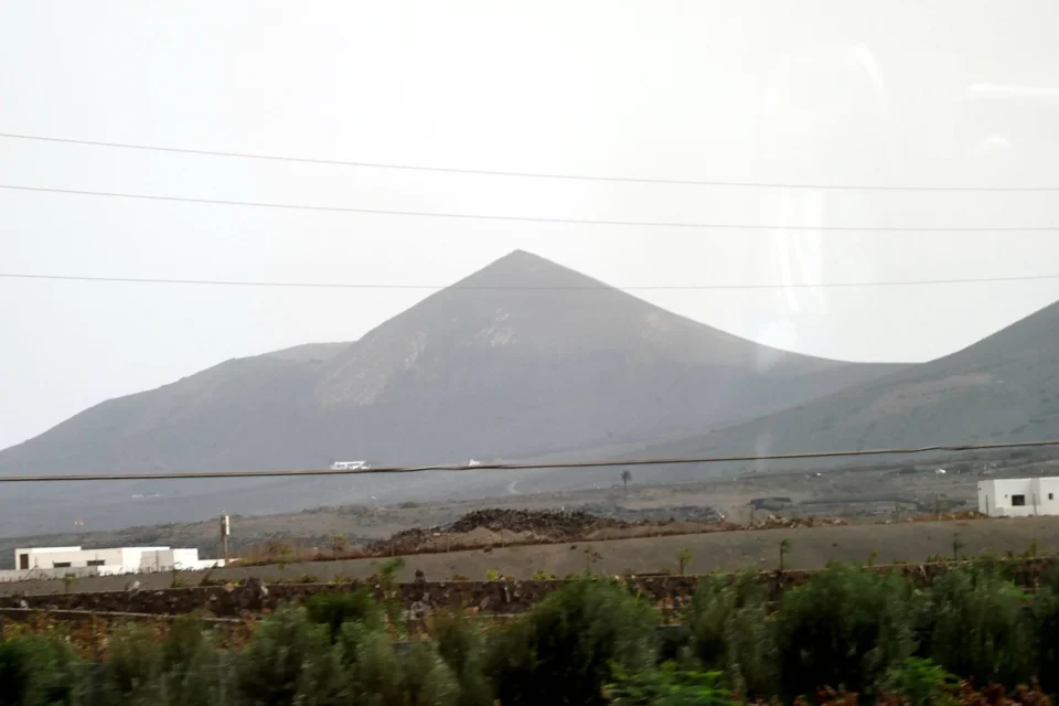 P1000842 960x640